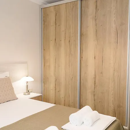Appartement Stylish 1br Steps From Sea Garden I